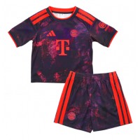 Dětský fotbalový dres Bayern Munich Ismael Saibari #34 2026-27 Třetí Krátký Rukáv (+ trenýrky)